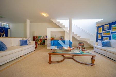 Casa à venda com 4 quartos, 800m² em Pacaembu, São Paulo