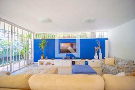 Casa à venda com 4 quartos, 800m² em Pacaembu, São Paulo