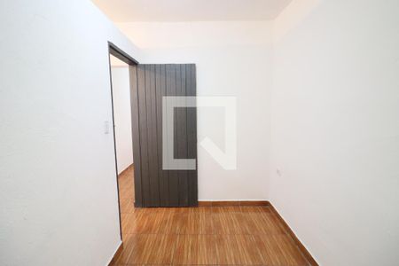 Quarto 2 de casa para alugar com 2 quartos, 70m² em Bela Vista, Osasco