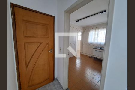 Corredor de apartamento para alugar com 2 quartos, 64m² em Vila Osasco, Osasco