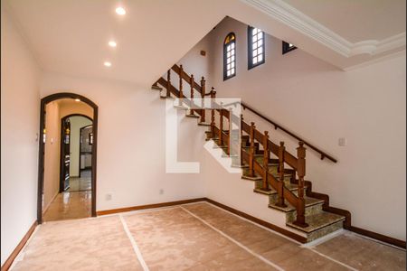 Sala de casa para alugar com 3 quartos, 270m² em Vila Camilópolis, Santo André