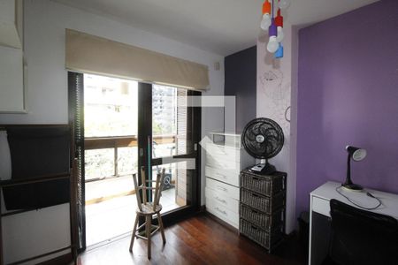 Quarto 1 de apartamento à venda com 3 quartos, 87m² em Petrópolis, Porto Alegre