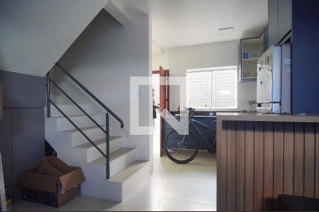 Sala de casa de condomínio à venda com 2 quartos, 60m² em Santo Afonso, Novo Hamburgo