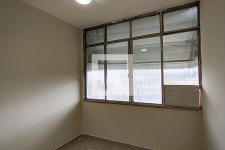 Quarto 1 de apartamento à venda com 3 quartos, 60m² em Pechincha, Rio de Janeiro