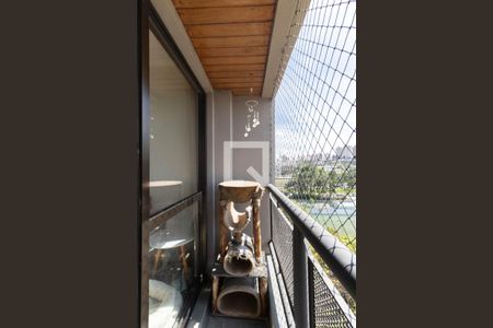 Varanda da Sala de apartamento à venda com 3 quartos, 63m² em Vila Arapua, São Paulo