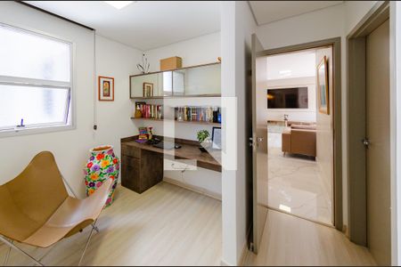 Escritório de apartamento à venda com 3 quartos, 115m² em Buritis, Belo Horizonte