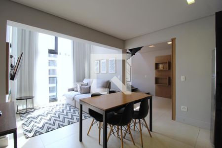 Sala/Cozinha de apartamento à venda com 1 quarto, 70m² em Vila Olímpia, São Paulo