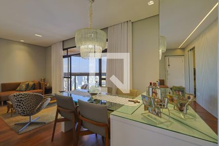Sala de apartamento à venda com 2 quartos, 100m² em Santo Antônio , Belo Horizonte