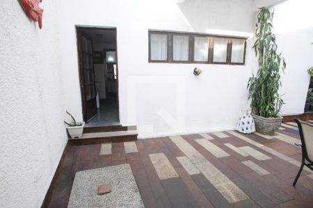 Quintal de casa à venda com 5 quartos, 195m² em Curicica, Rio de Janeiro