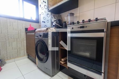 Cozinha e Área de Serviço de apartamento à venda com 2 quartos, 47m² em Vila Paranagua, São Paulo