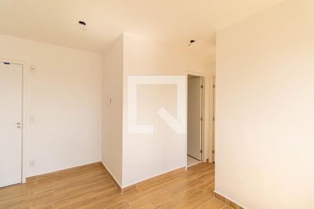 Sala/Cozinha/Área de Serviço  de apartamento para alugar com 2 quartos, 38m² em Cidade Patriarca, São Paulo