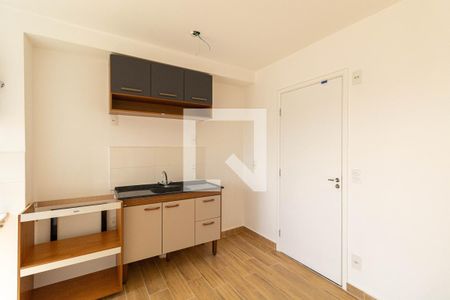Sala/Cozinha/Área de Serviço  de apartamento para alugar com 2 quartos, 38m² em Cidade Patriarca, São Paulo