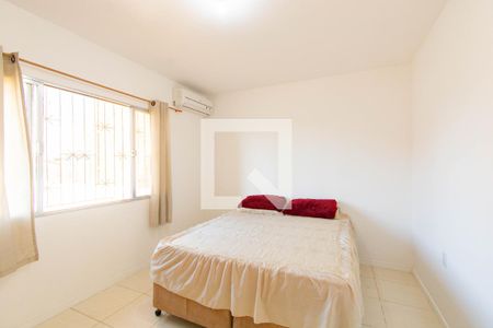 Quarto 1 de casa à venda com 3 quartos, 100m² em Fátima, Canoas
