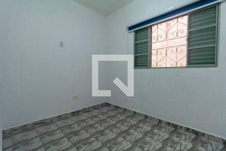 Quarto 1 de casa para alugar com 2 quartos, 60m² em Vila Araguaia, São Paulo