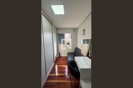 Quarto de apartamento à venda com 2 quartos, 120m² em Parque Sao Vicente, Santo André