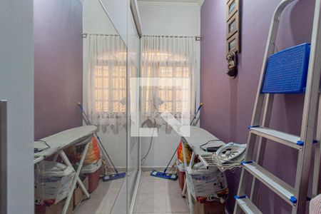Quarto 2 de casa à venda com 4 quartos, 145m² em Vila Salete, São Paulo