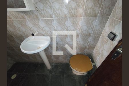 Banheiro - torneira de casa para alugar com 1 quarto, 25m² em Parque Bristol, São Paulo