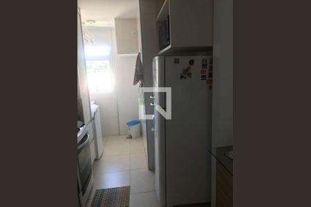 Cozinha de apartamento para alugar com 1 quarto, 40m² em Piatã, Salvador