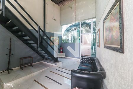 Entrada de kitnet/studio para alugar com 2 quartos, 40m² em Vila Martins, Mogi das Cruzes