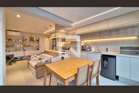 Sala/Cozinha de apartamento à venda com 2 quartos, 62m² em Vila Leopoldina, São Paulo