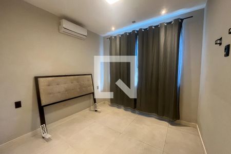 Quarto 1 de apartamento para alugar com 2 quartos, 66m² em Olaria, Rio de Janeiro