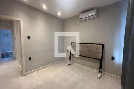 Quarto 1 de apartamento para alugar com 2 quartos, 66m² em Olaria, Rio de Janeiro