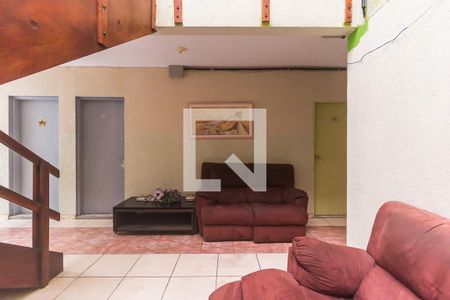 Hall de kitnet/studio para alugar com 1 quarto, 21m² em Vila Martins, Mogi das Cruzes