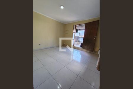 Quarto de casa para alugar com 1 quarto, 60m² em Jardim dos Prados, São Paulo