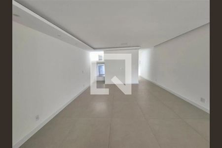 Casa à venda com 3 quartos, 279m² em Santa Maria, São Caetano do Sul