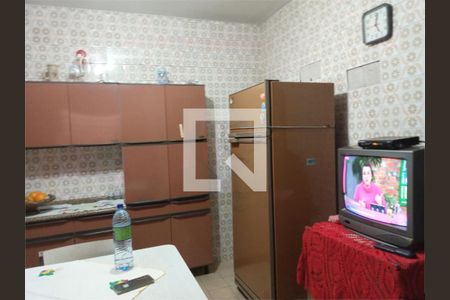 Casa à venda com 2 quartos, 132m² em Jardim Alzira, São Paulo