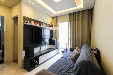 Sala de apartamento à venda com 2 quartos, 50m² em Vila Carmosina, São Paulo