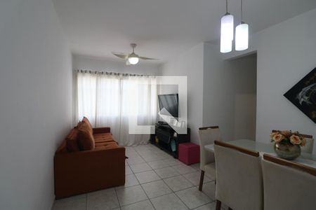 Sala de apartamento para alugar com 3 quartos, 80m² em Vila Julia, Guarujá