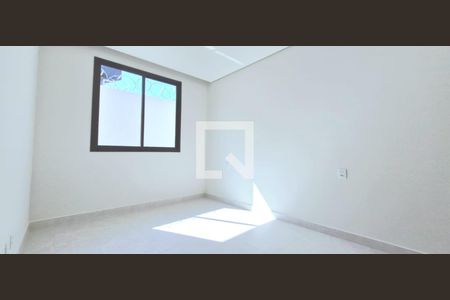 Suíte de casa à venda com 3 quartos, 100m² em Jardim Imperial, Lagoa Santa