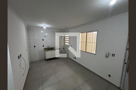 Sala/Cozinha de kitnet/studio para alugar com 2 quartos, 35m² em Vila Baruel, São Paulo