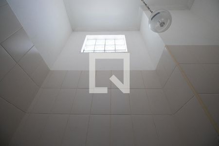 Banheiro da Suíte de casa de condomínio para alugar com 3 quartos, 124m² em Vila Nova Mazzei, São Paulo
