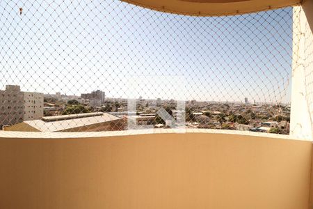 Sacada da Sala de TV de apartamento para alugar com 3 quartos, 140m² em Presidente Roosevelt, Uberlândia