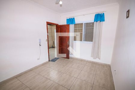 Sala de casa para alugar com 4 quartos, 297m² em Nova Mirim, Praia Grande