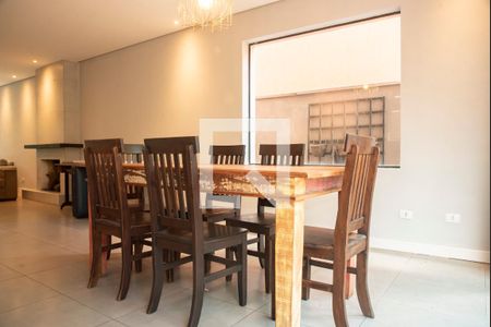 Sala de casa à venda com 3 quartos, 200m² em Planalto Paulista, São Paulo