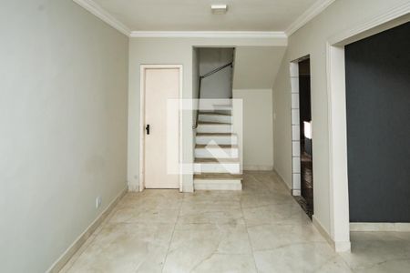 Sala de casa à venda com 3 quartos, 76m² em Santa Amelia, Belo Horizonte