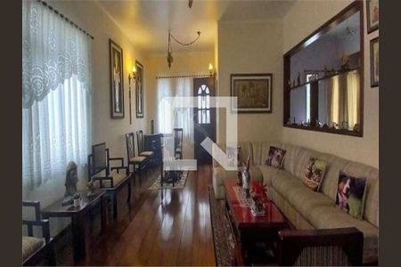 Casa à venda com 4 quartos, 600m² em Bela Aliança, São Paulo