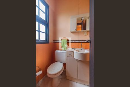 Lavabo 2 de casa à venda com 3 quartos, 281m² em Espírito Santo, Porto Alegre