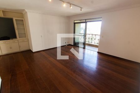 Sala de apartamento à venda com 3 quartos, 156m² em Cambuí, Campinas
