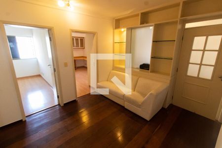 Hall de Entrada de apartamento à venda com 3 quartos, 156m² em Cambuí, Campinas