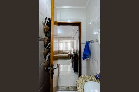 Lavabo de casa à venda com 3 quartos, 144m² em Vila Bertioga, São Paulo