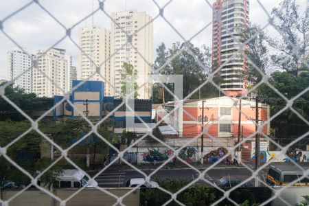 Vista do Quarto 1 de apartamento para alugar com 3 quartos, 65m² em Vila Suzana, São Paulo