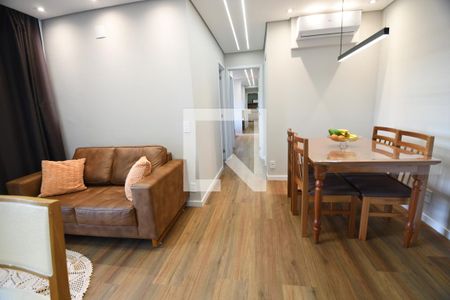 Sala de apartamento à venda com 2 quartos, 58m² em Nova Campinas, Campinas