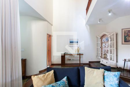 Sala 1 de casa à venda com 4 quartos, 360m² em Itapoã, Belo Horizonte