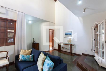 Sala 1 de casa à venda com 4 quartos, 360m² em Itapoã, Belo Horizonte