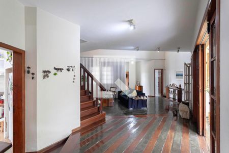 Sala 1 de casa à venda com 4 quartos, 360m² em Itapoã, Belo Horizonte