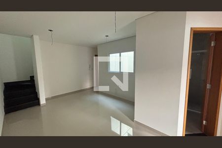 Sala/Cozinha de apartamento à venda com 2 quartos, 105m² em Vila Humaita, Santo André